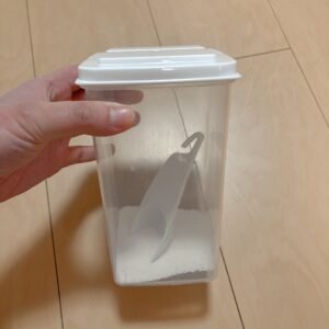 100均セリアで買った粉末洗剤収納ケース①