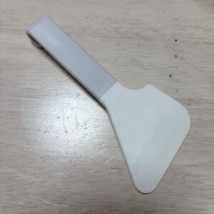 100均セリアでかったへら